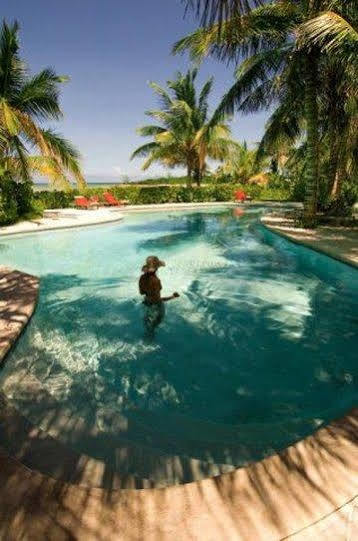 Kamalame Cay Hotel Staniard Creek Exterior foto